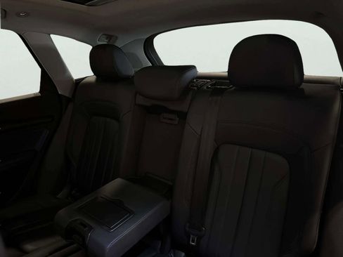 Used 2020 Audi Q5 2.0T Premium Plus w/ Premium Plus Package AWD/4WD image 19
