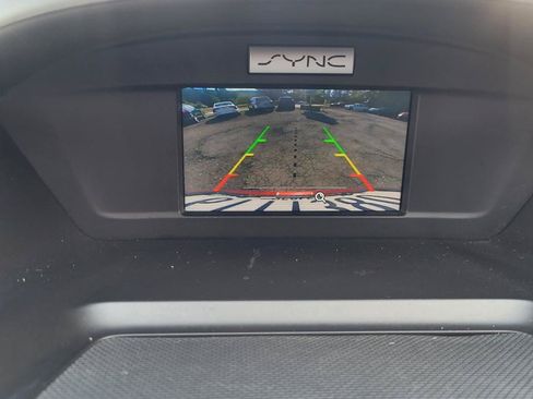 Used 2017 Ford Escape SE AWD/4WD image 18