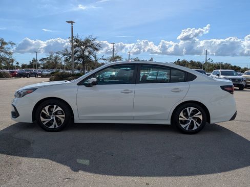 Used 2024 Subaru Legacy Premium image 9