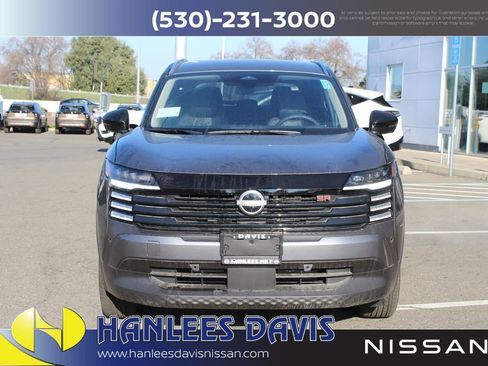 New 2026 Nissan Kicks SR image 4