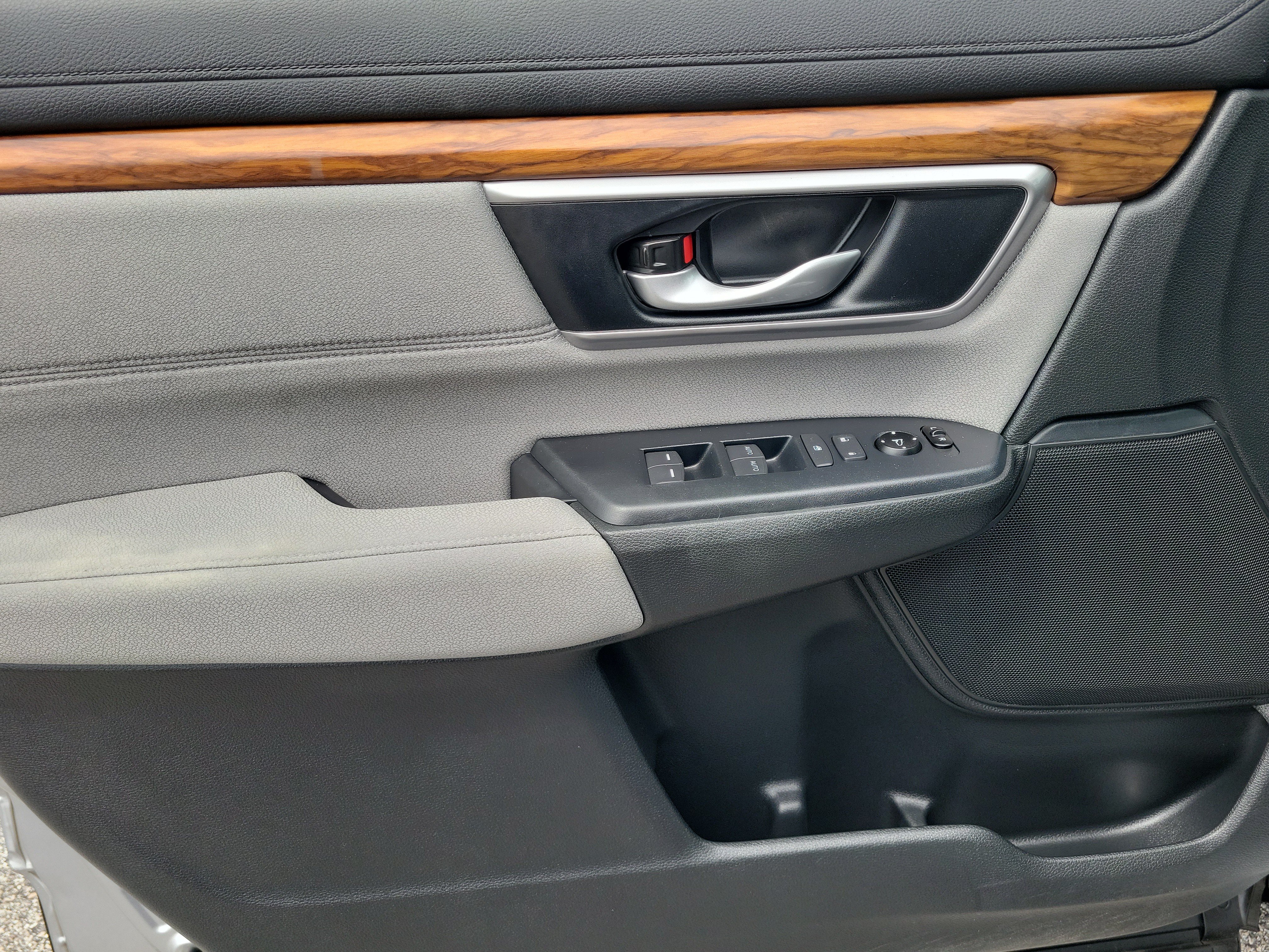 Used 2020 Honda CR-V EX image 21