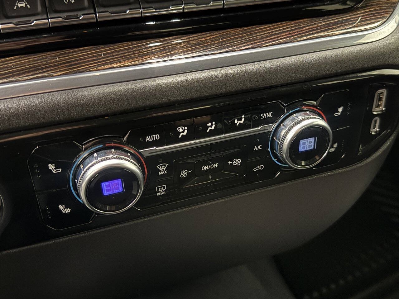 Used 2023 GMC Sierra 1500 Elevation AWD/4WD image 34