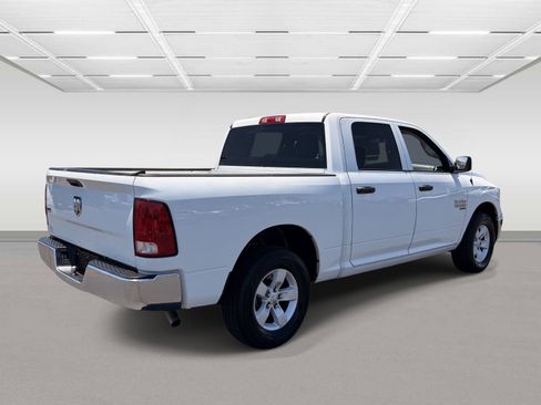 Used 2022 RAM 1500 Classic SLT RWD image 4