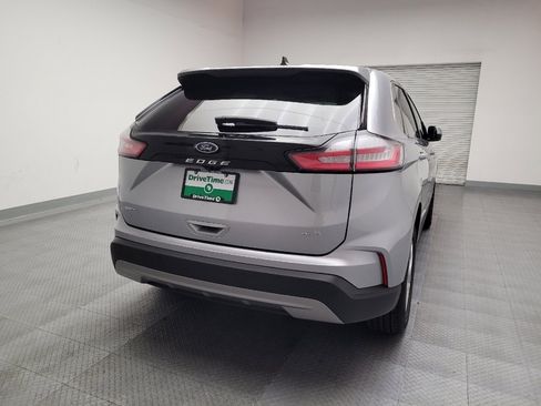 Used 2023 Ford Edge SEL image 7