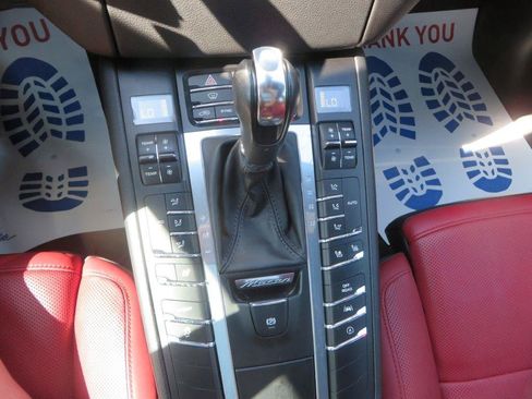 Used 2017 Porsche Macan S AWD/4WD image 19