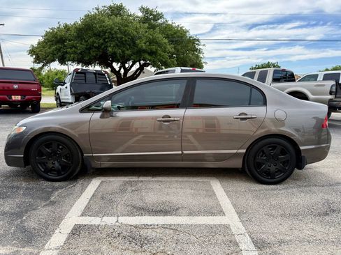 Used 2011 Honda Civic LX image 6