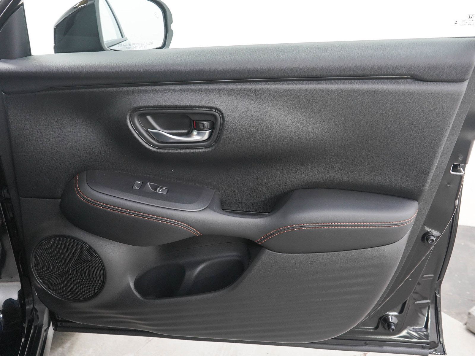 Used 2027 Honda HR-V Sport image 11