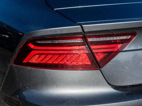 Used 2018 Audi S7 Prestige image 8