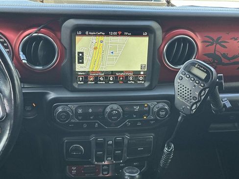 Used 2022 Jeep Wrangler Unlimited Rubicon w/ Xtreme Recon 35" Tire Package AWD/4WD image 20