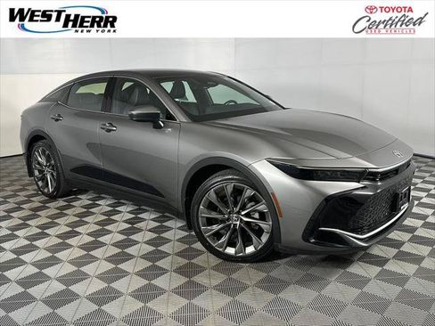 Certified 2023 Toyota Crown AWD/4WD image 1