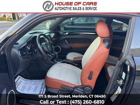 Used 2015 Volkswagen Beetle 1.8T Classic FWD image 17