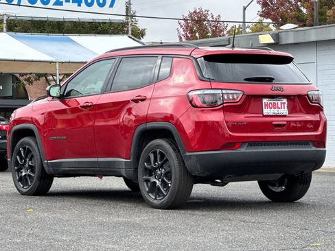 New 2026 Jeep Compass Latitude image 5