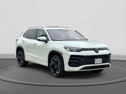 New 2026 Volkswagen Tiguan SEL R-Line