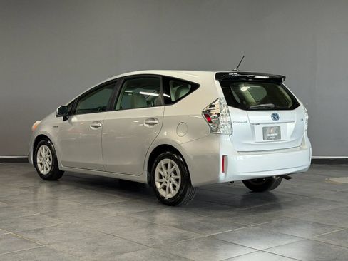 Used 2012 Toyota Prius V Two FWD image 7