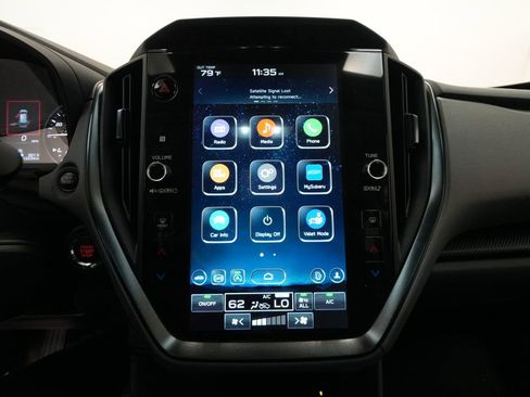 Used 2024 Subaru Crosstrek 2.5i Limited w/ Crosstrek Mirror Package image 34