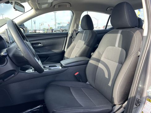Used 2025 Nissan Sentra SV w/ Trunk Package FWD image 13