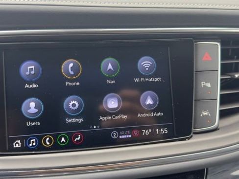 Used 2024 Buick Enclave Premium image 14