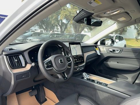 New 2026 Volvo XC60 B5 Ultra w/ Climate Package image 11