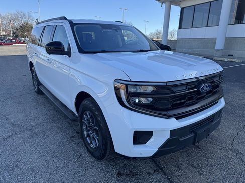 Used 2025 Ford Expedition Max Active image 1