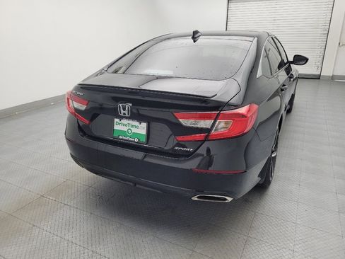 Used 2018 Honda Accord Sport image 7