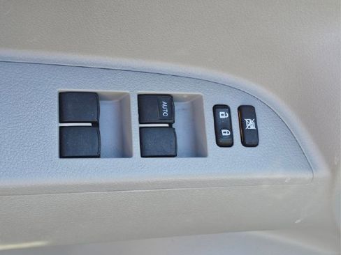 Used 2009 Toyota Highlander Limited image 32