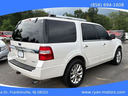 Used 2017 Ford Expedition Limited w/ Equipment Group 301A AWD/4WD image 5