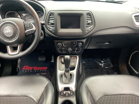 Used 2019 Jeep Compass Latitude AWD/4WD image 20