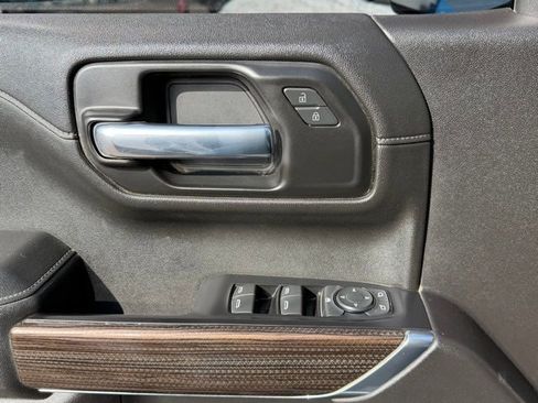 Used 2021 Chevrolet Silverado 1500 LT Trail Boss w/ Convenience Package II image 29