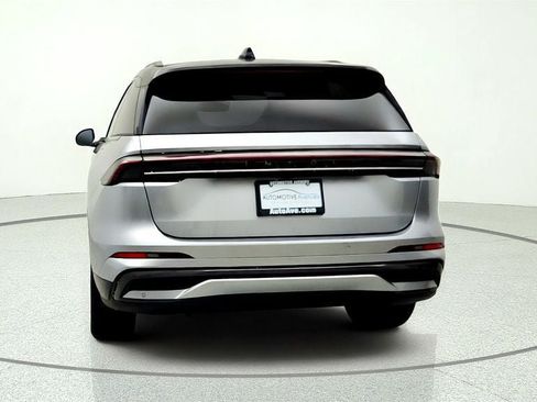 Used 2024 Lincoln Nautilus Reserve w/ Equipment Group 202A AWD/4WD image 6
