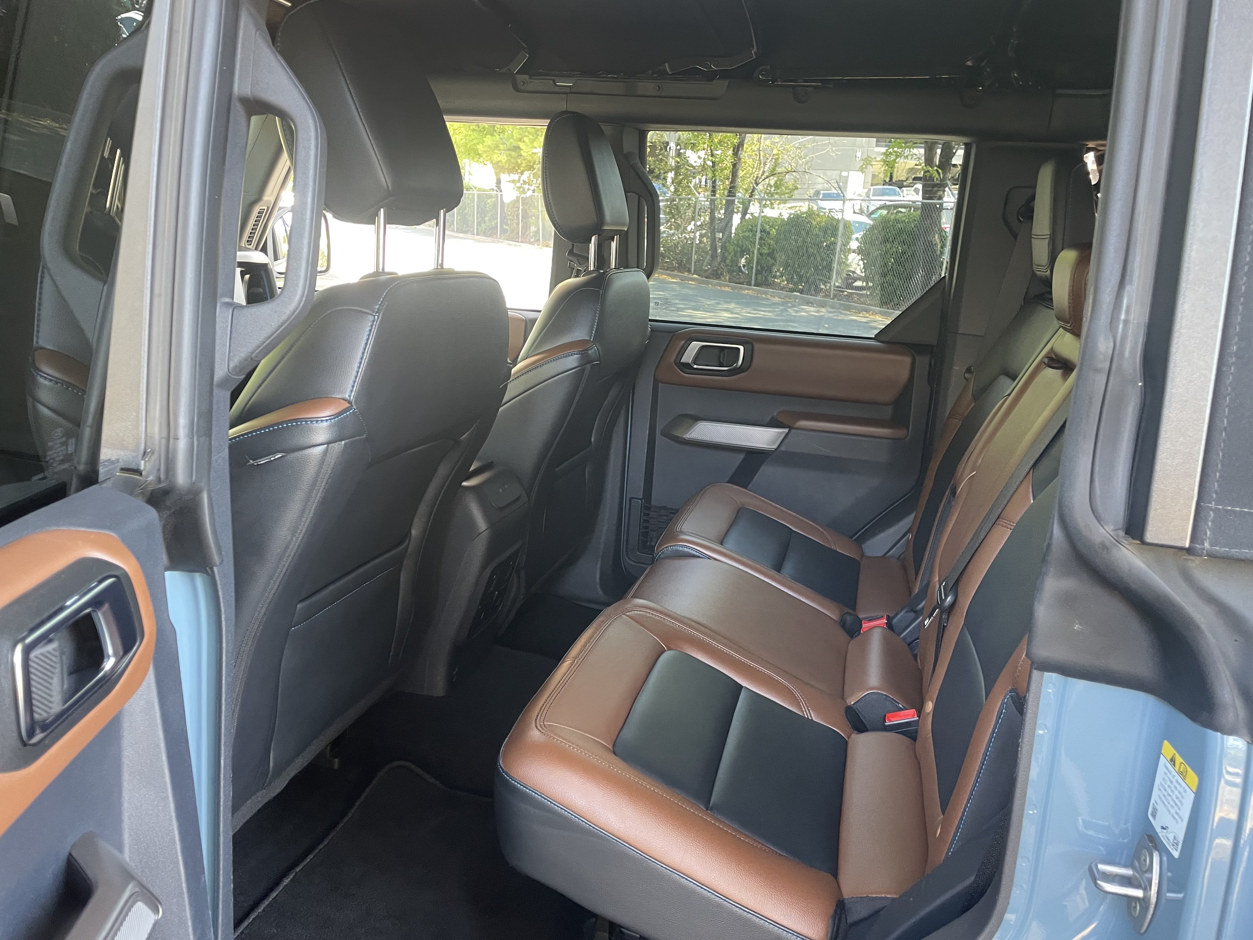 Used 2021 Ford Bronco Outer Banks AWD/4WD image 13