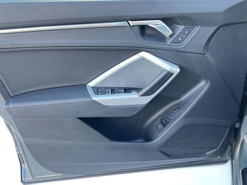 Used 2023 Audi Q3 2.0T Premium w/ Convenience Package image 13