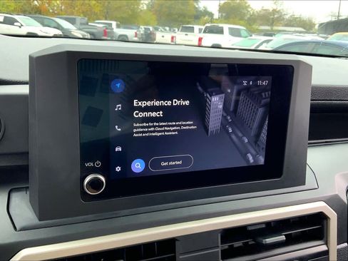 Used 2025 Toyota Tacoma SR image 29