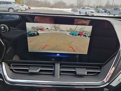 New 2026 Chevrolet Trax RS w/ Driver Confidence Package image 18