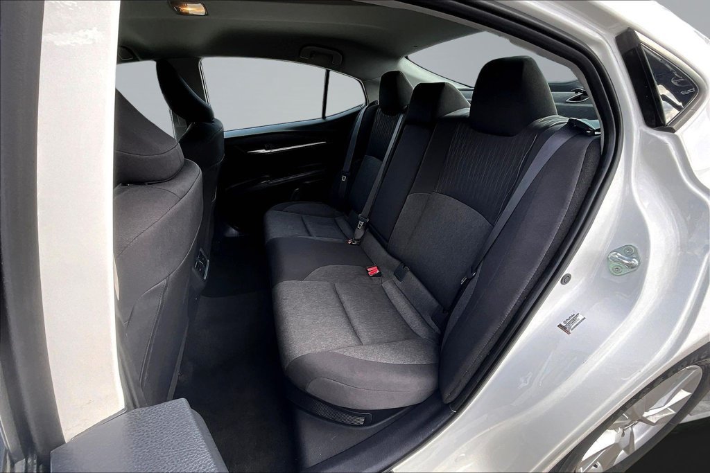 Used 2025 Toyota Camry LE FWD image 23