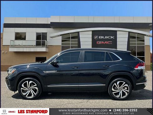 Used 2022 Volkswagen Atlas Cross Sport SEL AWD/4WD image 2