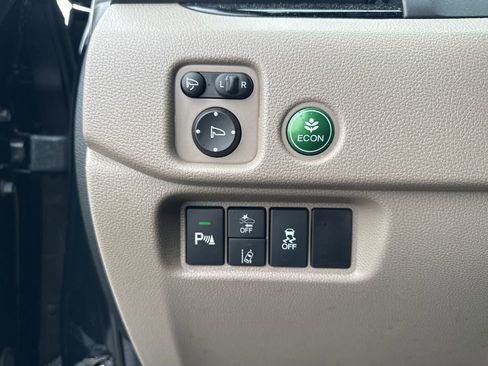 Used 2019 Honda Pilot Elite image 19