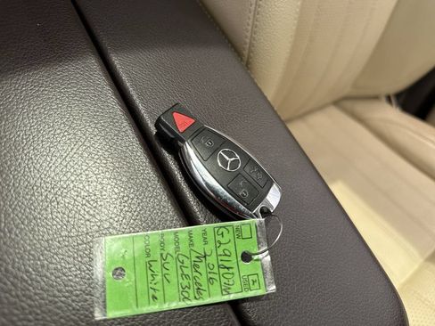 Used 2016 Mercedes-Benz GLE 350 image 35