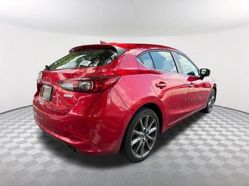 Used 2018 MAZDA MAZDA3 Touring FWD image 5