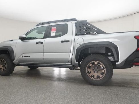 New 2025 Toyota Tacoma 4x4 Double Cab Hybrid image 31