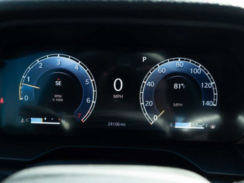 Used 2025 Jeep Grand Cherokee L Laredo w/ Luxury Tech Group I image 23