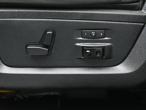 Used 2018 RAM 1500 Limited AWD/4WD image 10