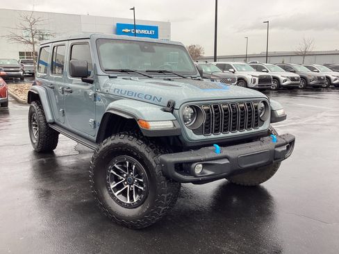 Used 2024 Jeep Wrangler Unlimited Rubicon 4xe image 7