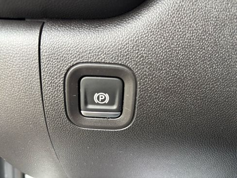 Used 2024 Chevrolet Silverado 1500 W/T w/ WT Fleet Convenience Package image 15