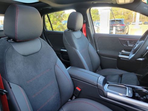 New 2025 Mercedes-Benz GLA 35 AMG 4MATIC image 21