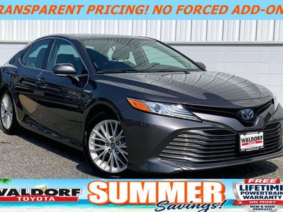 Used 2020 Toyota Camry XLE w/ Sunroof Package