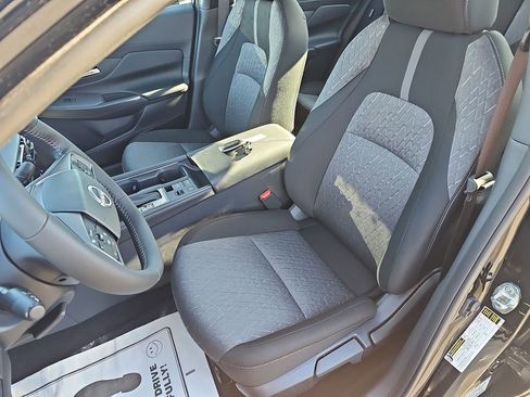 New 2026 Nissan Sentra SV w/ SV Convenience Package FWD image 20