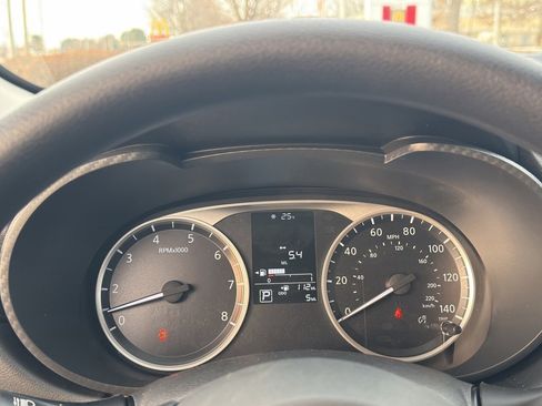 New 2025 Nissan Versa S w/ Trunk Package image 20