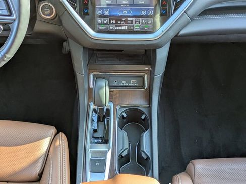 Used 2024 Subaru Ascent Touring image 19