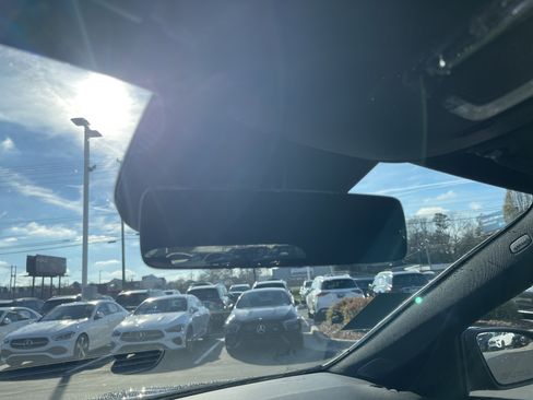 Certified 2025 Mercedes-Benz GLA 250 4MATIC w/ Driver Assistance Package image 27