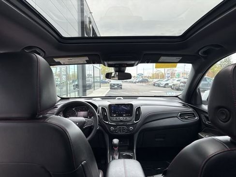 Used 2023 Chevrolet Equinox RS w/ RS Leather Package AWD/4WD image 13